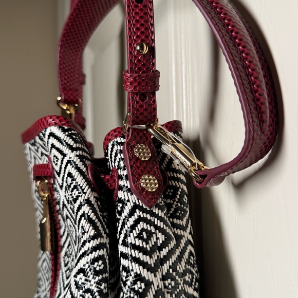 Elizabeth and James Geometric Bucket Bag – Black/White with Burgundy Strap - Picture 13 of 16